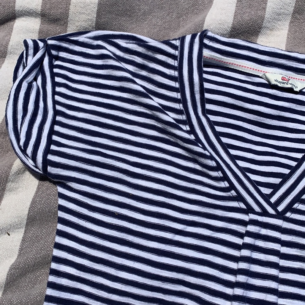 VineYard Vines mid length dress